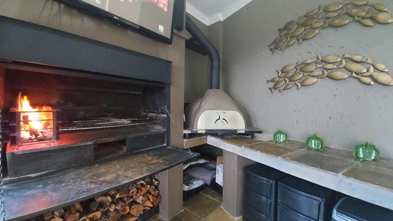 Matumi Golf Lodge Mbombela Bagian luar foto
